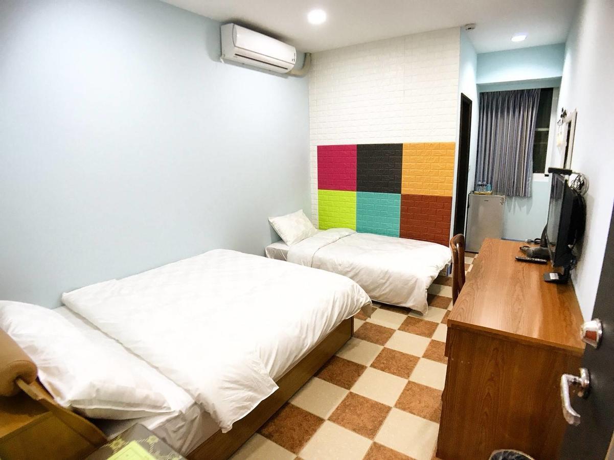 J. Home Kaohsiung Exterior foto